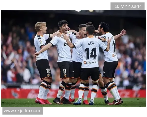 德甲精彩对决巴黎圣日耳曼大胜波尔图乌龙球引发全场热潮