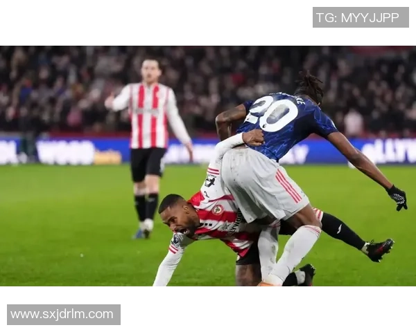 阿森纳逆转那不勒斯引争议判罚全场沸腾世界杯精彩瞬间回顾